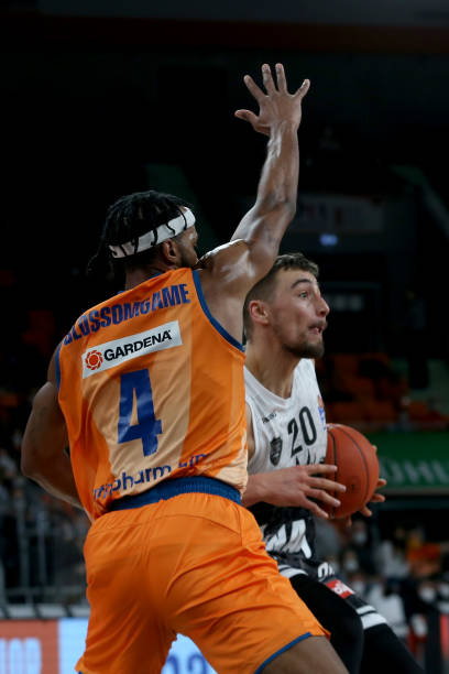 在这场比赛 在这场比赛